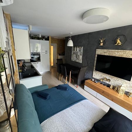 Apartment Astra With Private Parking Spalato Esterno foto