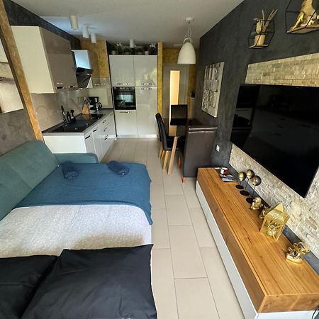Apartment Astra With Private Parking Spalato Esterno foto