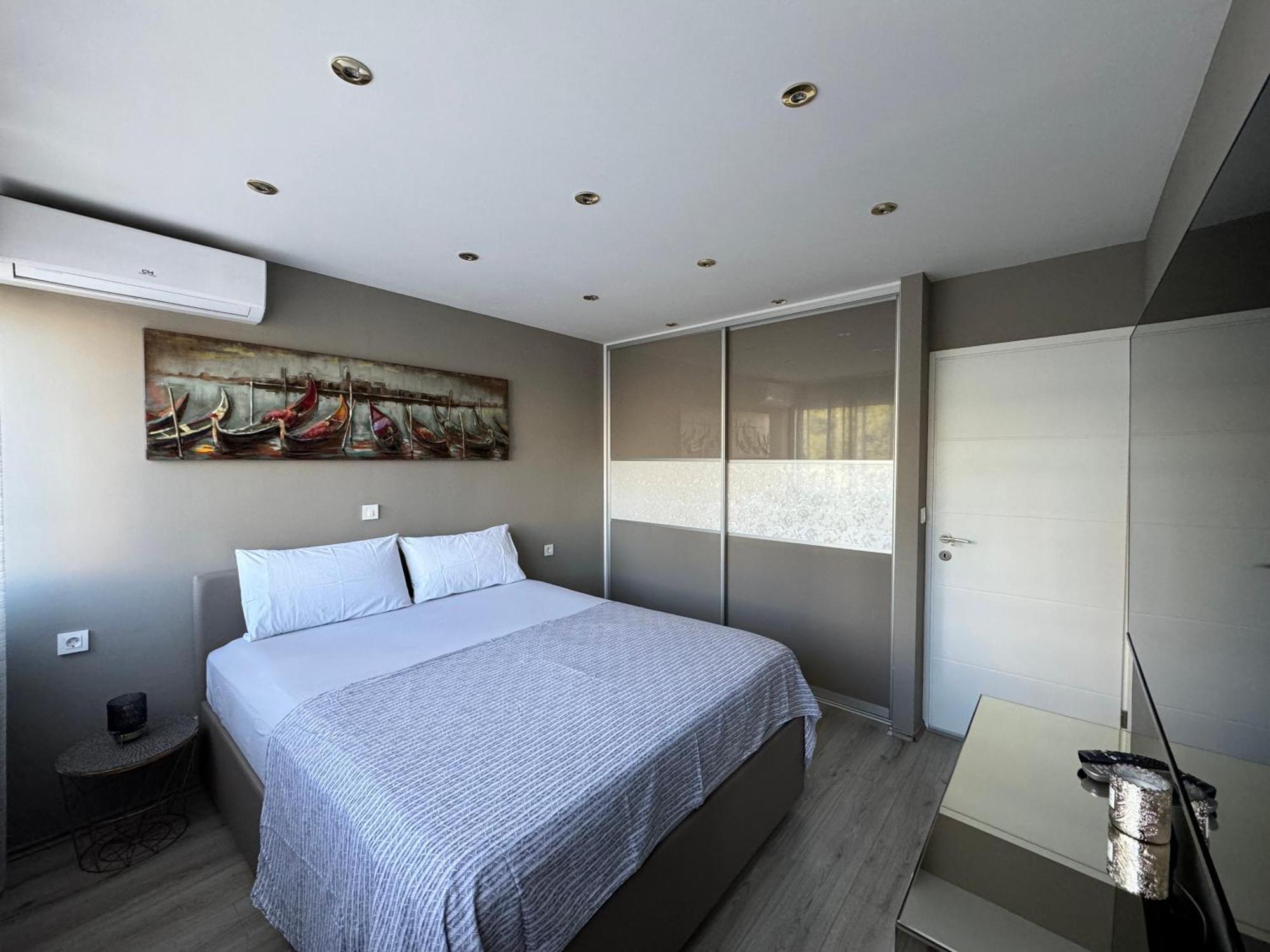 Apartment Astra With Private Parking Spalato Esterno foto
