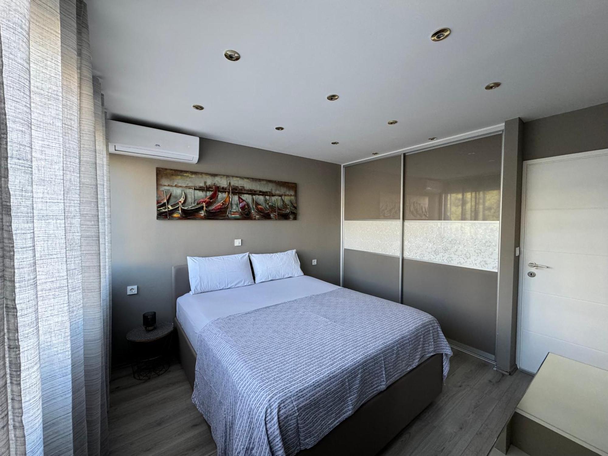 Apartment Astra With Private Parking Spalato Esterno foto