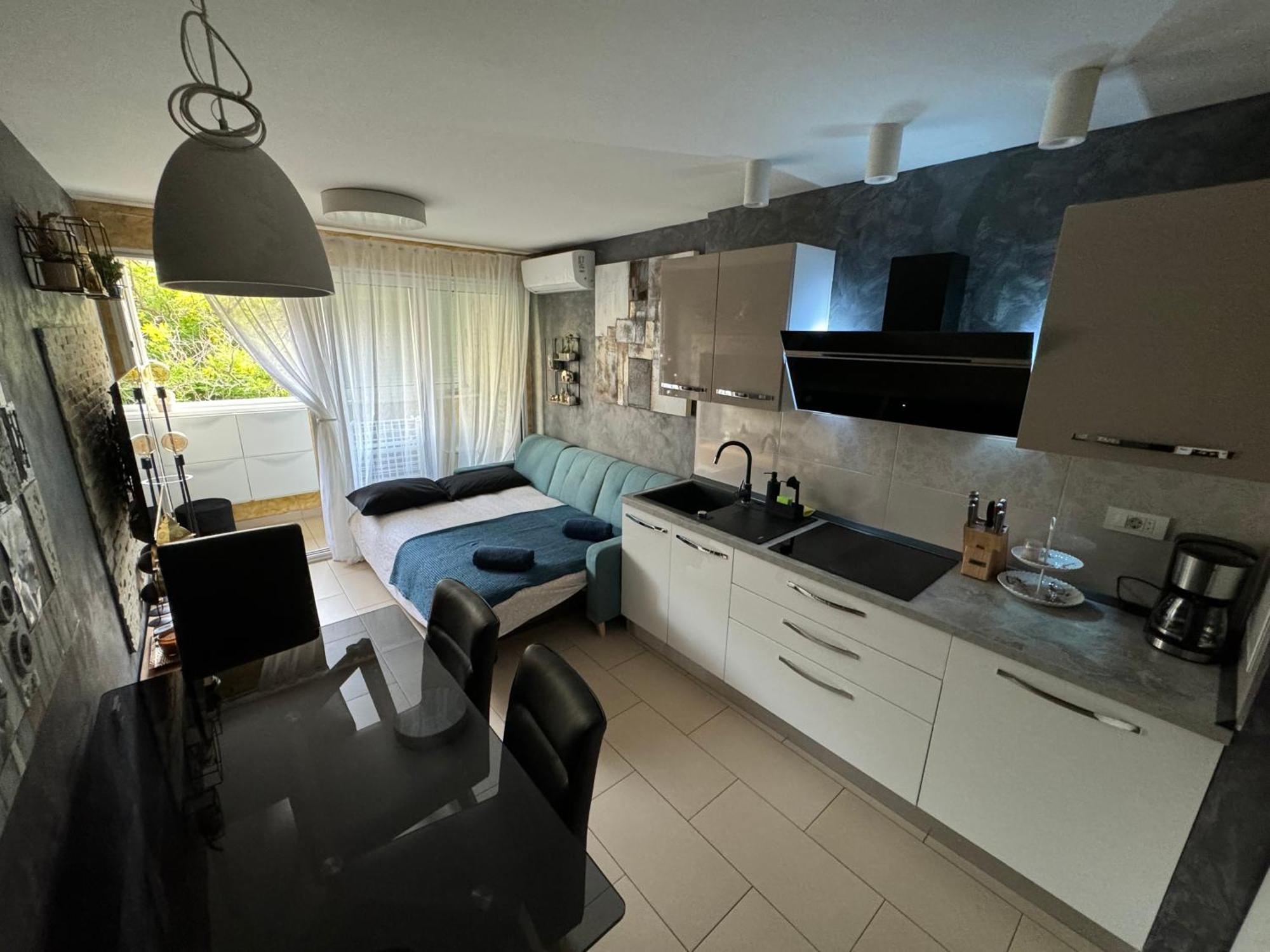 Apartment Astra With Private Parking Spalato Esterno foto